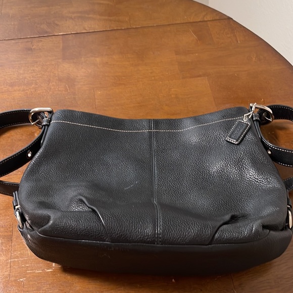 Authentic Coach purse, great condition, smoke free home! Make offer! - Picture 6 of 8